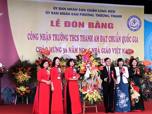  Lễ đón Bằng công nhận trường đạt chuẩn Quốc gia tường THCS Thanh Am năm học 2018 - 2019
